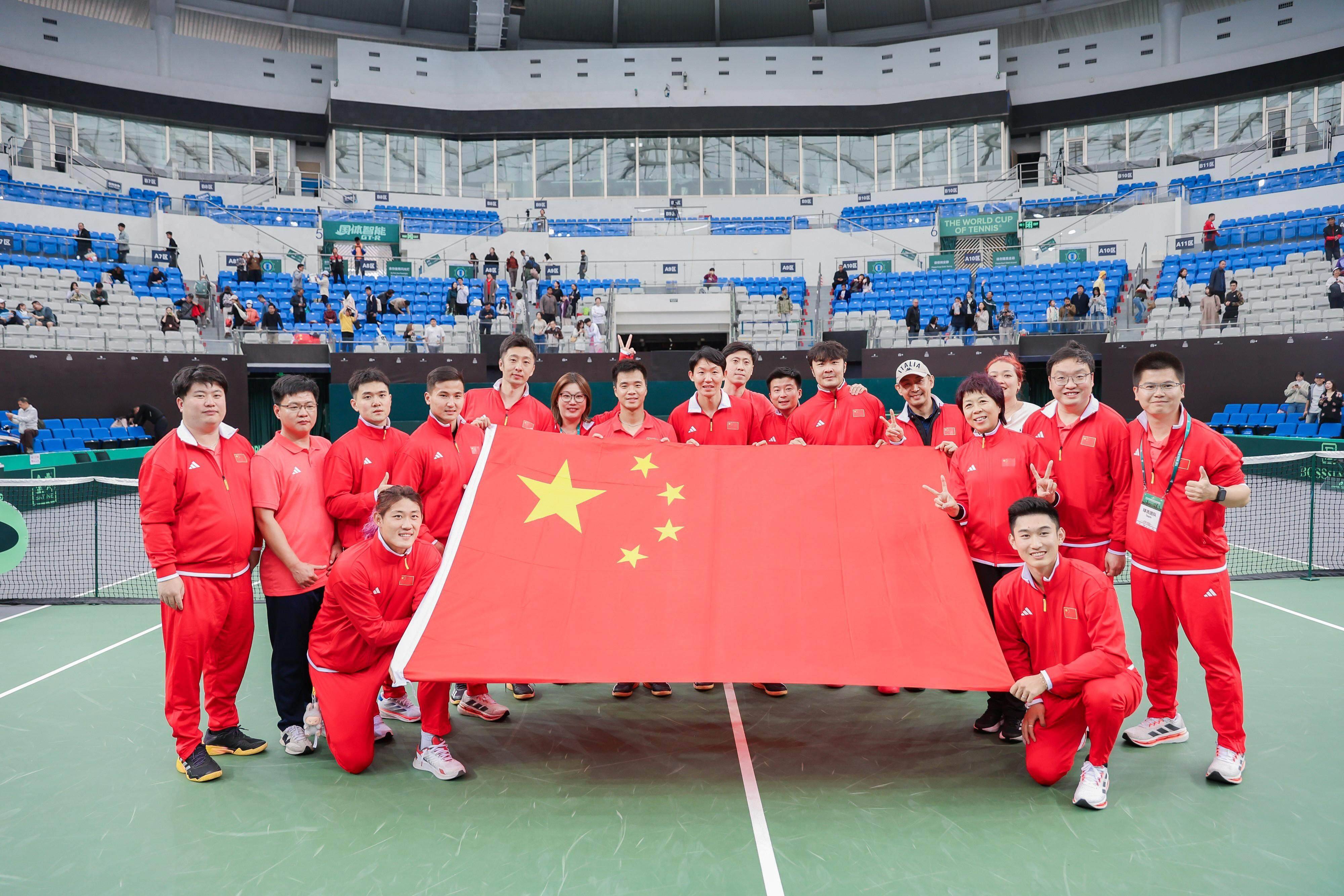 北京赢G1！队长和球迷齐夸一人：能投篮能下顺能处理球，非常称职